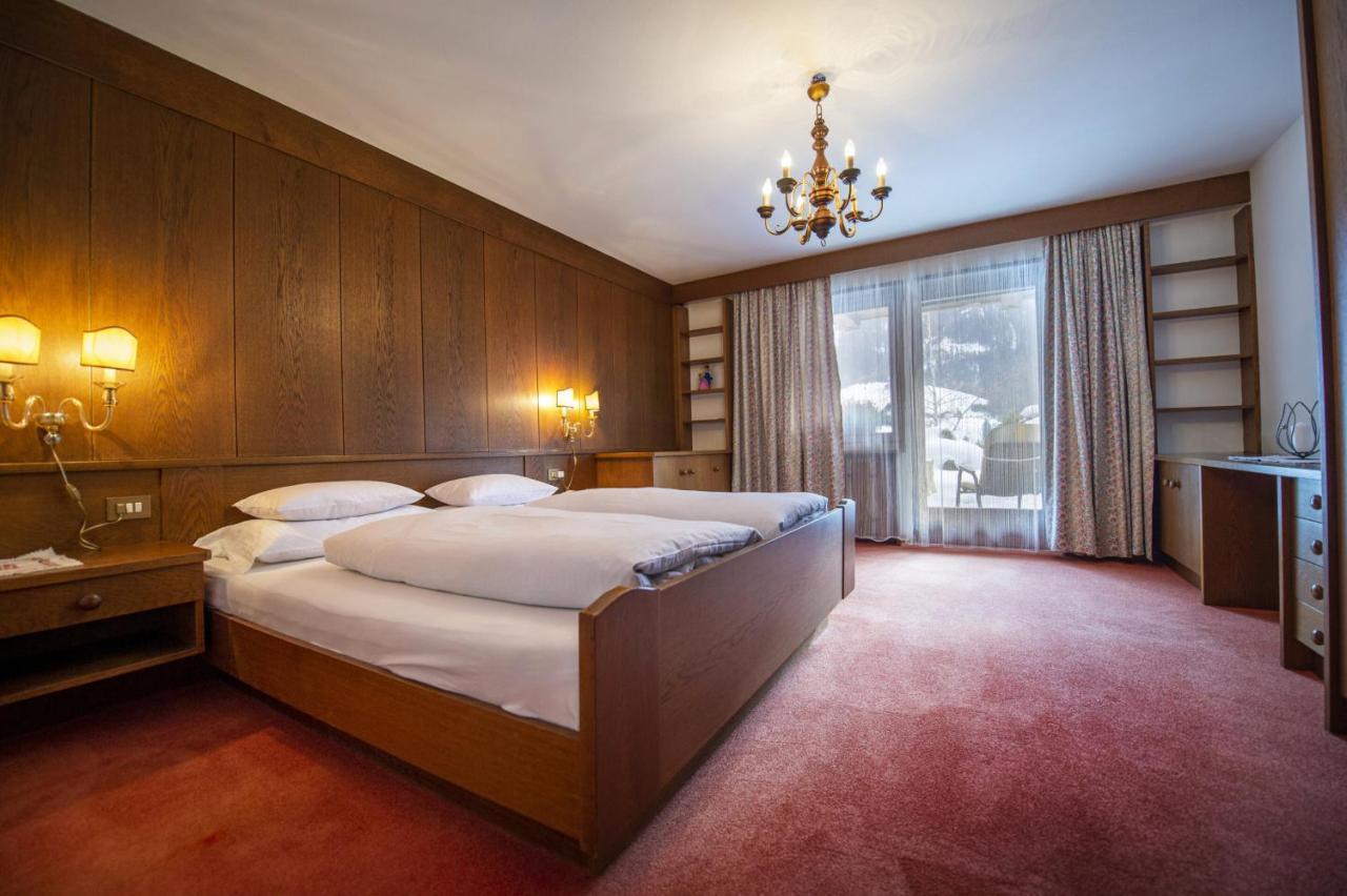 Apartments Meisules โอติเซ ภายนอก รูปภาพ